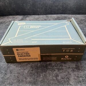 NIB KiwiCo Eureka Crate- Build Your Own Electric Sweeper